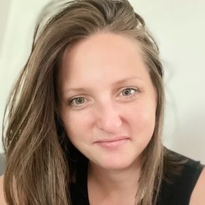 Meet your Posher, Lynn